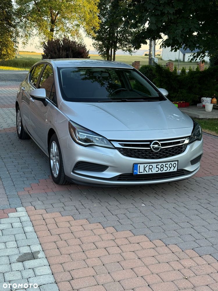 Opel Astra 1.6 CDTI Enjoy - 2