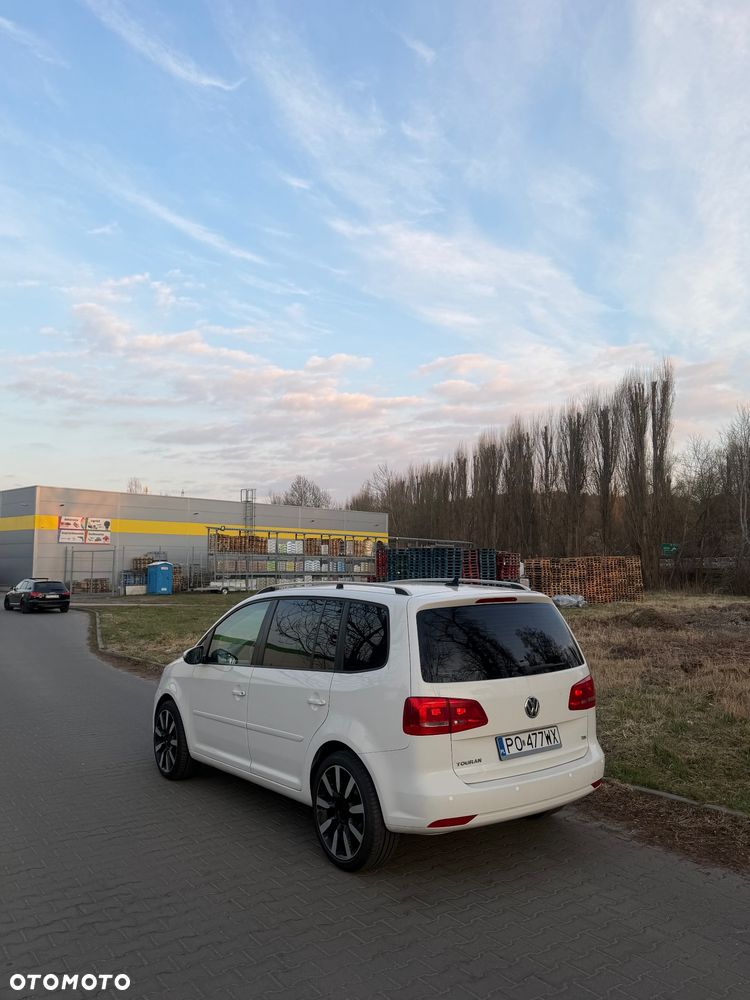 Volkswagen Touran 1.6 TDI DPF Cross DSG - 5