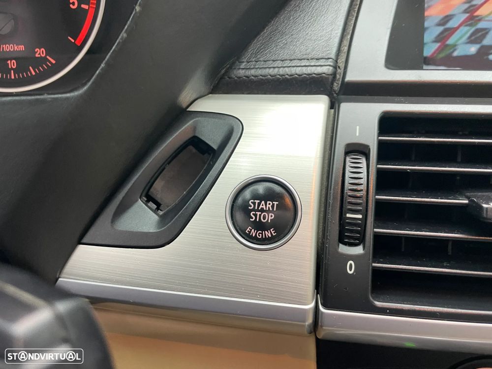 BMW X5 3.0 sd - 25