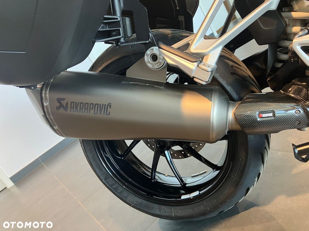BMW R - 22