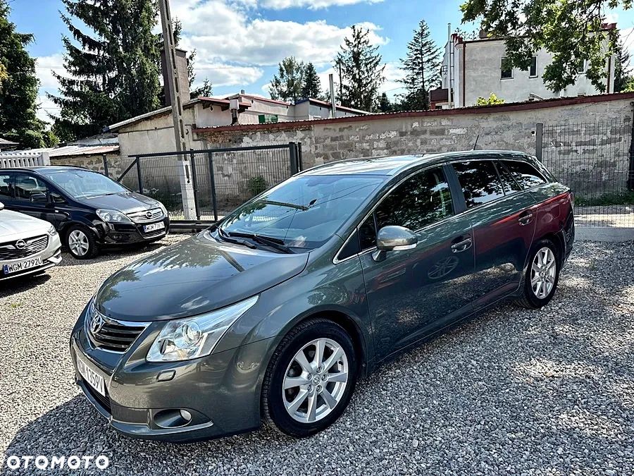 Toyota Avensis 2.0 D-4D Sol plus+NAVI - 11