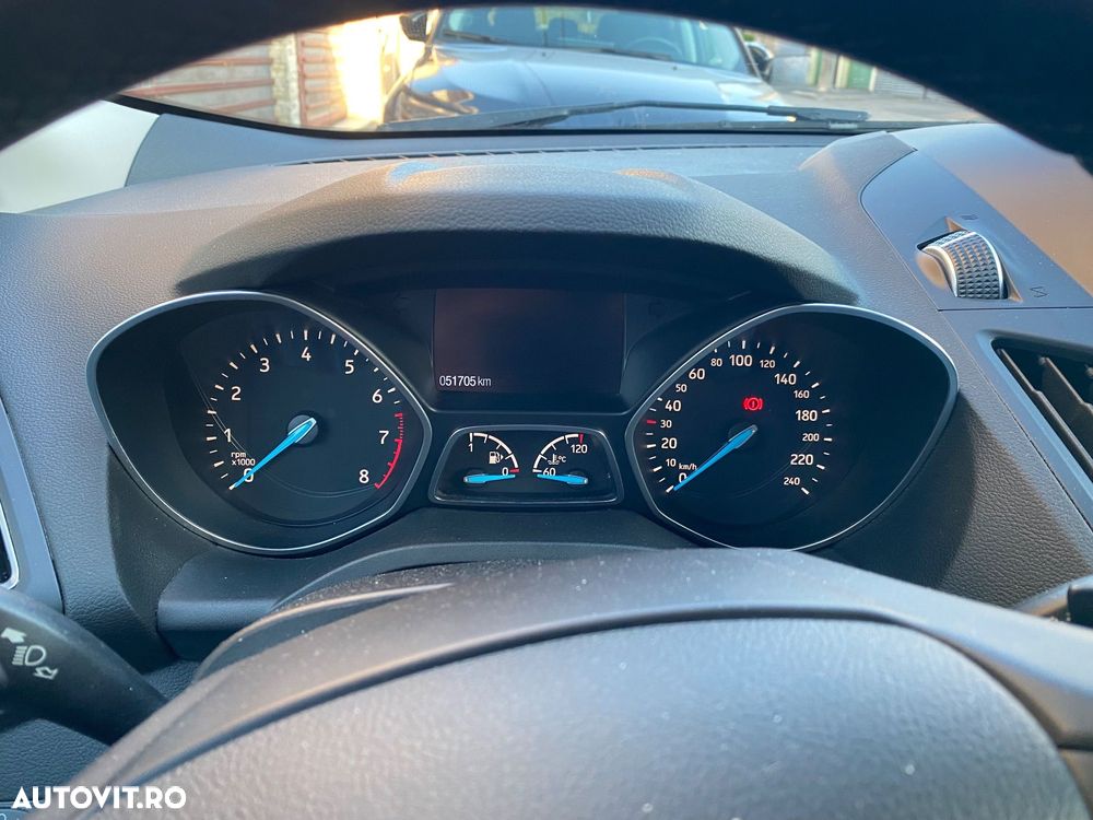 Ford Kuga 1.5 EcoBoost 4WD Aut. Trend - 12