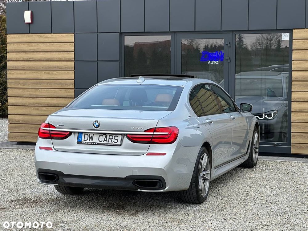 BMW Seria 7 750Li xDrive - 6