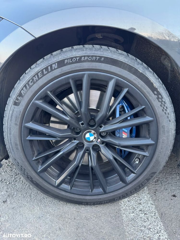 BMW Seria 3 330i xDrive AT - 7