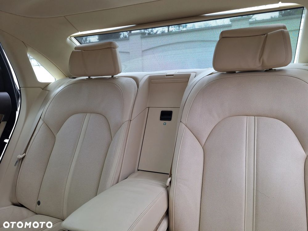 Audi A8 4.2 FSI L Quattro - 31