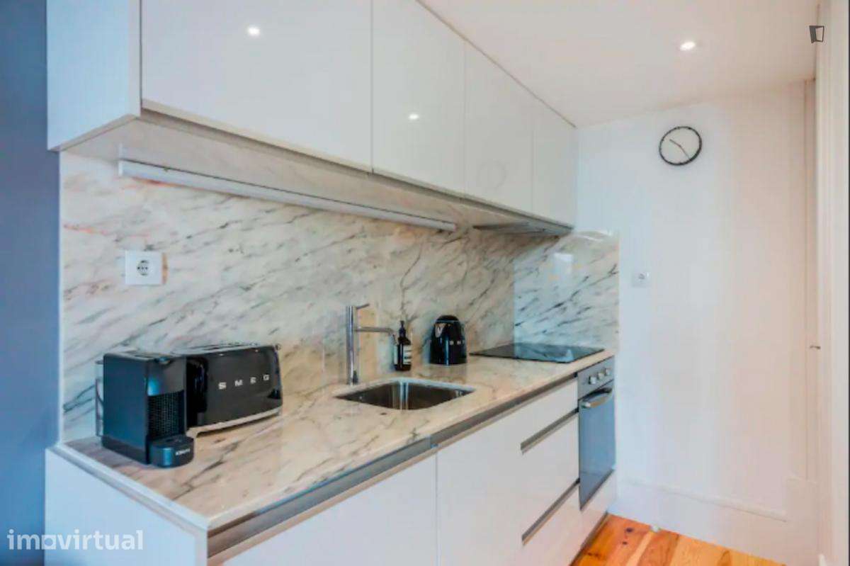 Apartamento com 1 quartos - localizado em Bonfim Porto - Grande imagem: 2/25