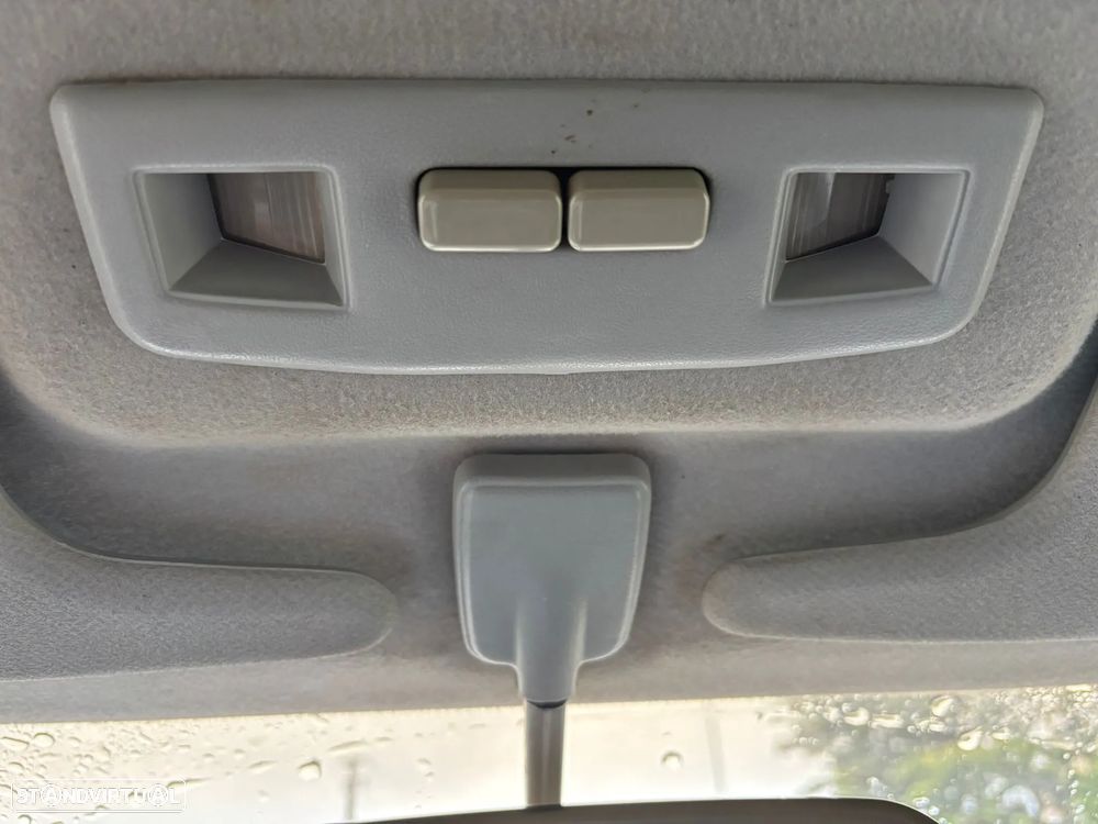 Mitsubishi L200 2.5 TD CD Strakar ABS+AC - 18