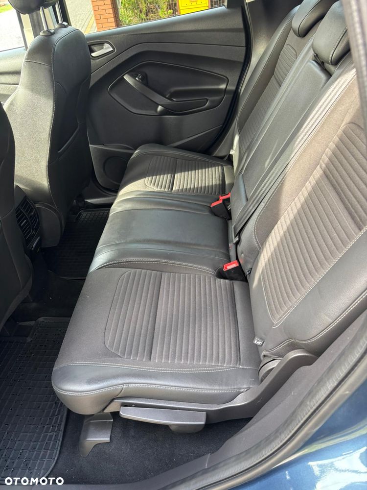 Ford Kuga - 18