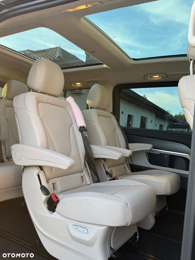 Mercedes-Benz Klasa V 300 d 4-Matic Exclusive 9G-Tronic (d³ugi) - 6