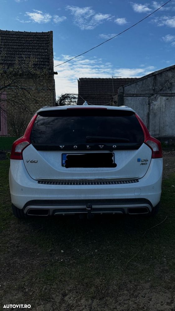 Volvo V60 D5 AWD Geartronic Summum - 2