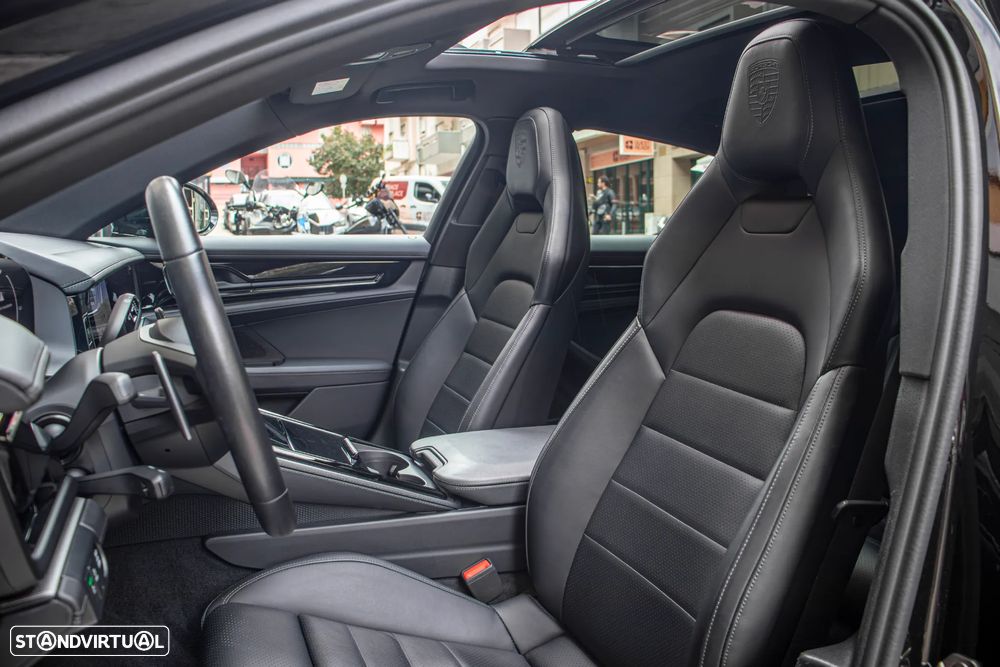 Porsche Panamera 4 E-Hybrid - 10