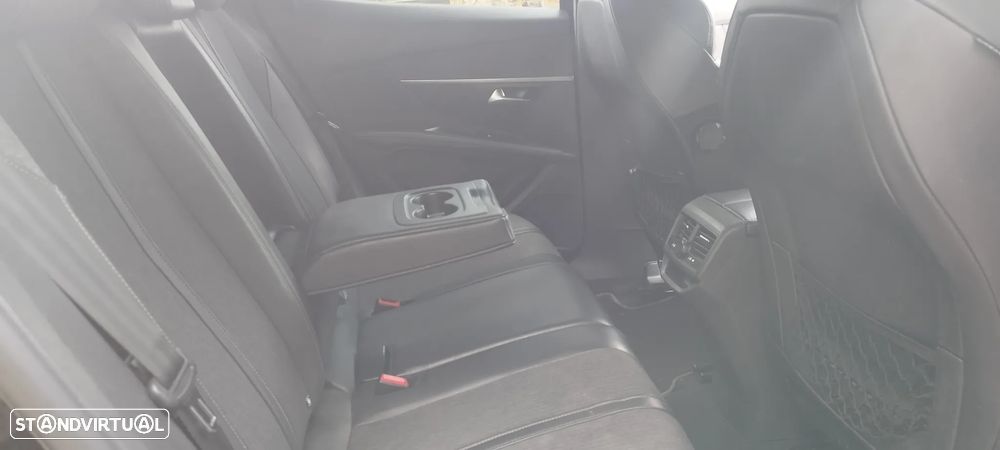 Peugeot 3008 1.5 BlueHDi GT Line Baixo Consumo - 15