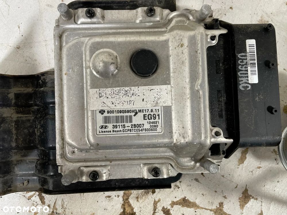 HYUNDAI I20 LIFT 12- 1.4 ZESTAW STARTOWY STEROWNIK SILNIKA KOMPUTER STACYJKA SKRZYNKA BEZPIECZNIKÓW MODUŁ IMMO 39115-2B007 - 6