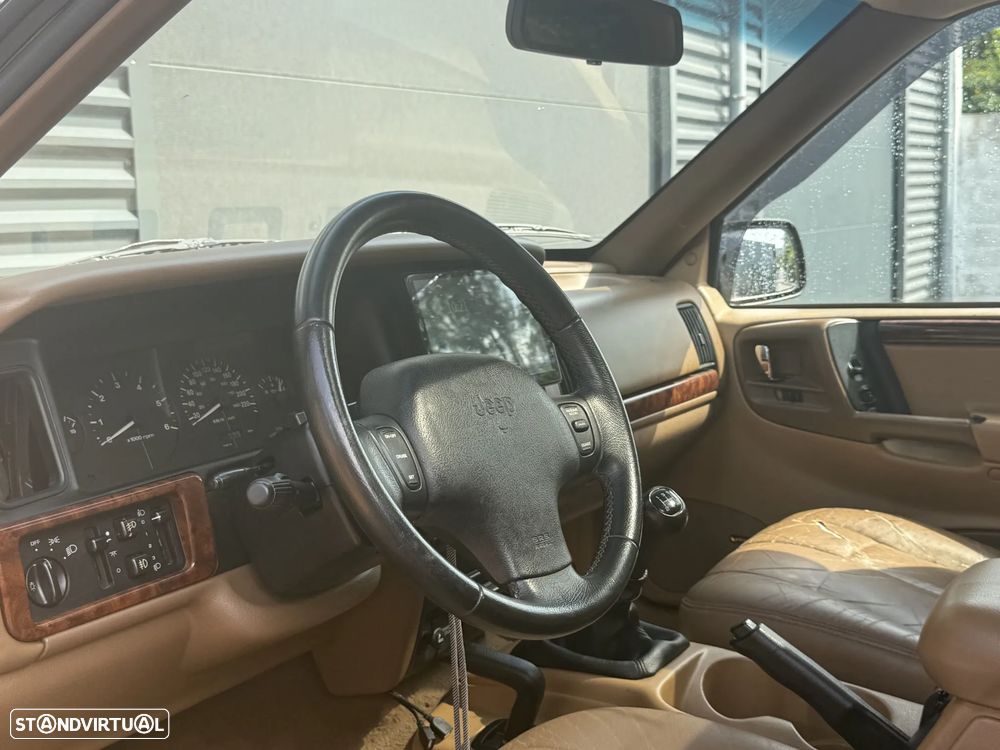 Jeep Grand Cherokee 2.5 TD Official - 13