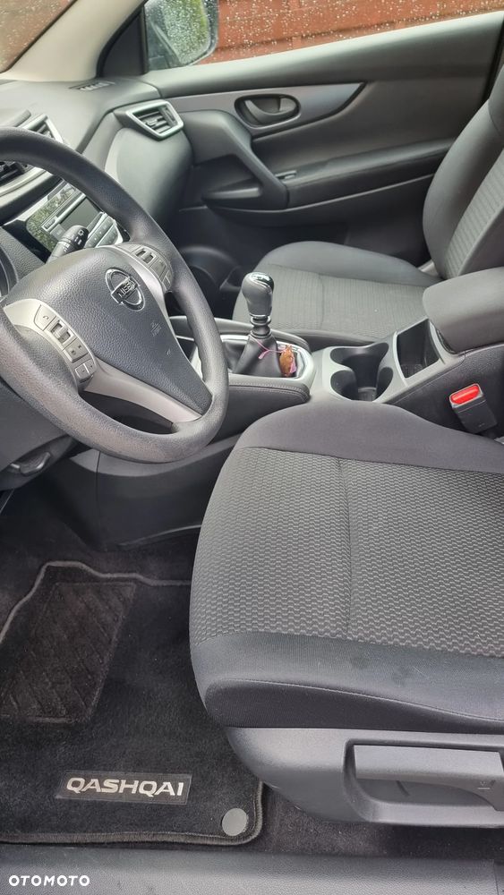 Nissan Qashqai - 10