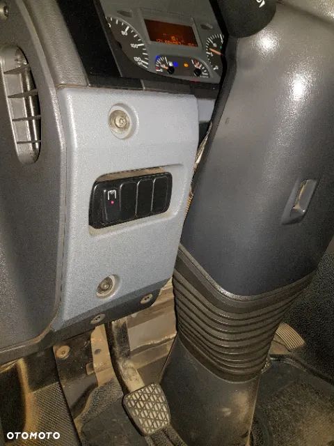 Mercedes-Benz Atego 1224L / B.Ładny stan / Euro5 / Klima / Winda - 19