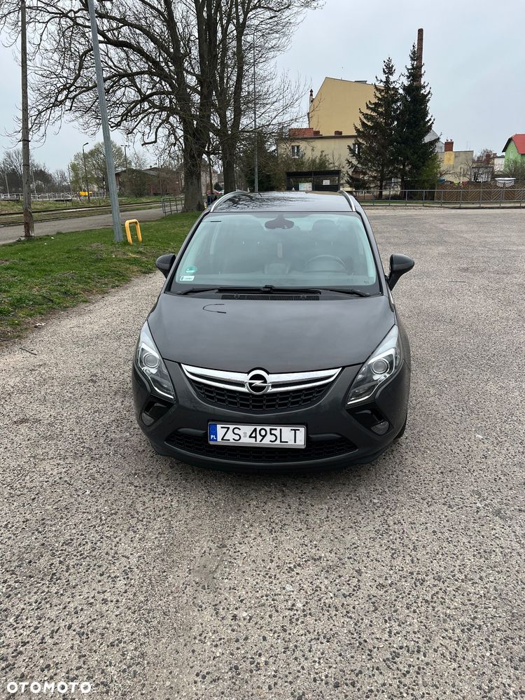 Opel Zafira - 1