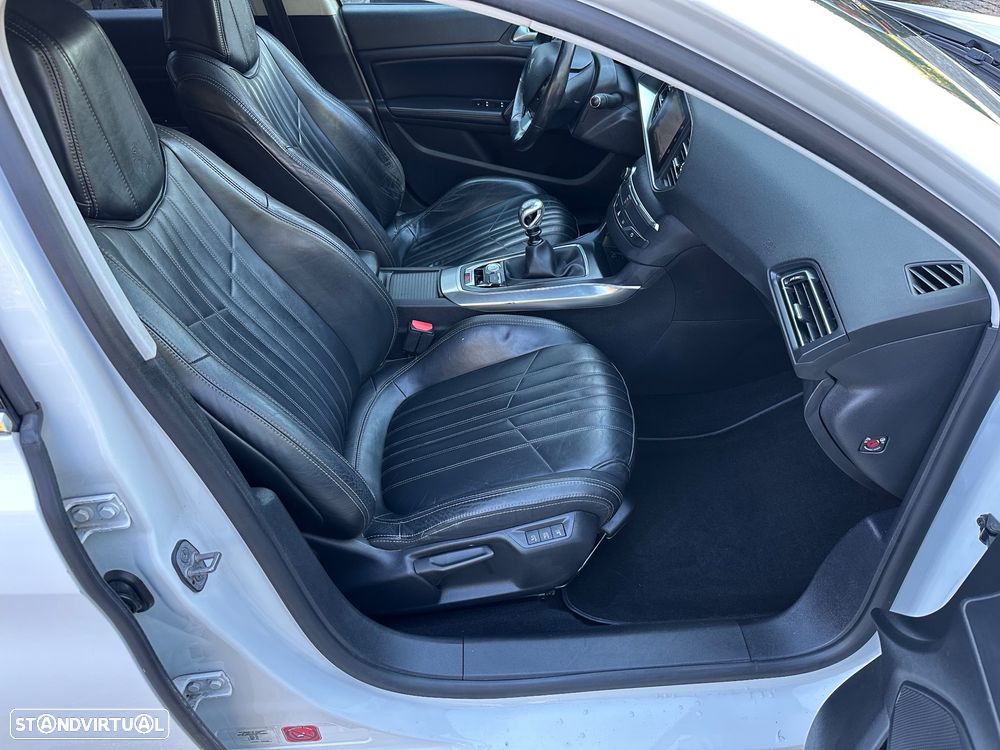 Peugeot 308 SW 2.0 BlueHDi Allure J17 - 16