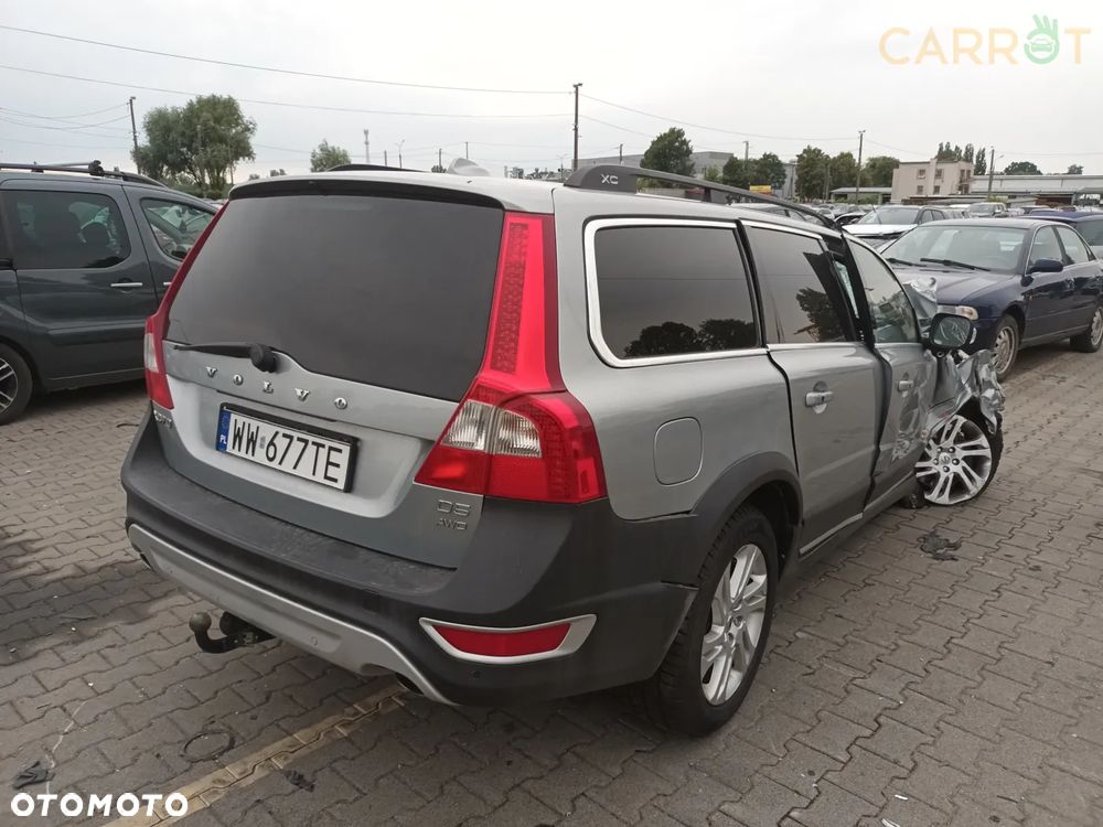 SAMOCHÓD NA CZĘŚCI -Volvo XC70 Do założenia w kolor Lakier 477-46  Drzwi Błotnik Ćwiartka Zderzak Klapa Siedzenia  Dostawa GWARANCJA !!! Ćwiartka Drzwi Podłużnica Wanna Cały na części GWARANCJA !!! Przód Tył Zestaw Komplet Drzwi Klapa Zderzak Błotnik Maska Grill Atrapa Szyba Pas Lampa Lusterko Boczki Fotel Kanapa Kokpit Deska Rozdzielcza Przełącznik Włącznik Sterownik Przewody Wiązka Instalacja Moduł Komputer Czujnik Listwa Pompa Alternator Wtryski Głowica Rozrusznik Kompresor Sprzęgło Dwumas Silnik Skrzynia ABS Klimatyzacji Paliwa Wspomagania Kolektor Turbina Przepustnica Zawór Chłodnica Koło Hak Belka Sanki Zawieszenie Mcpherson Półoś Amortyzator Wydech Tłumik Zacisk Most - 10