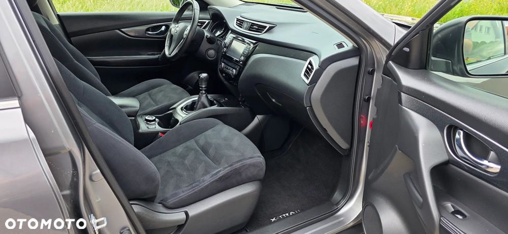 Nissan X-Trail 1.6 DCi N-Connecta 4WD - 35