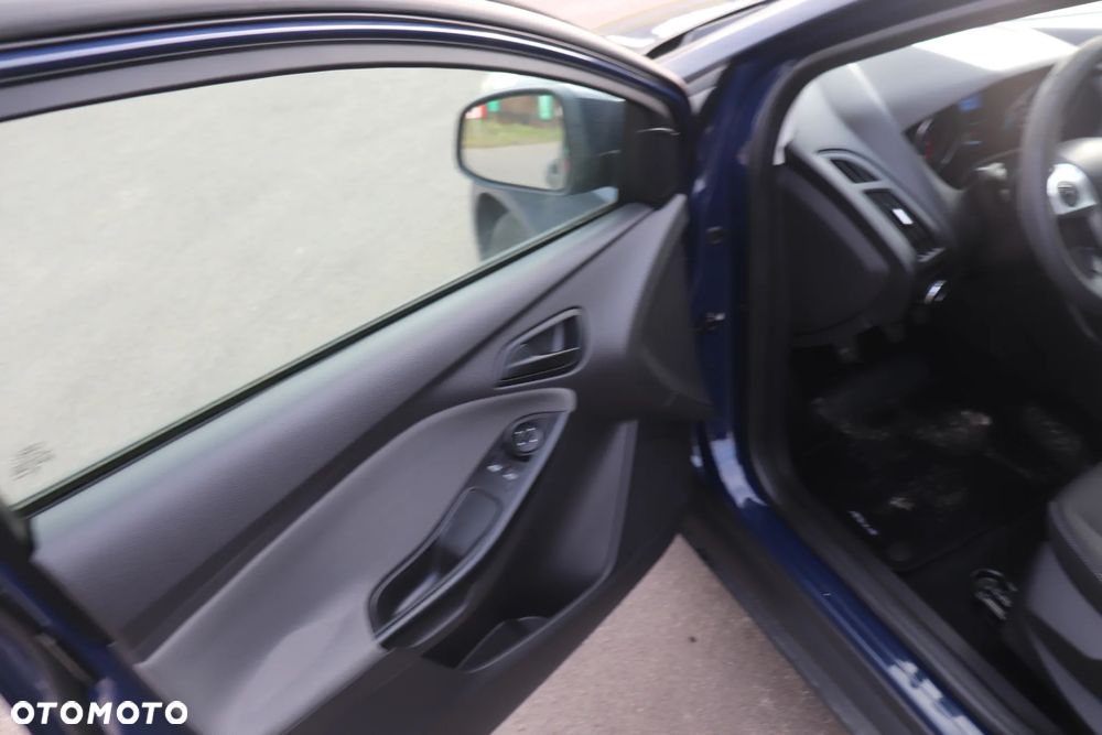 Ford Focus 1.0 EcoBoost Trend - 21