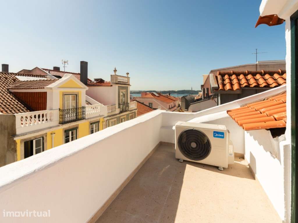 Apartamento duplex com terraço e vista Tejo no Príncipe Real! - Grande imagem: 5/26