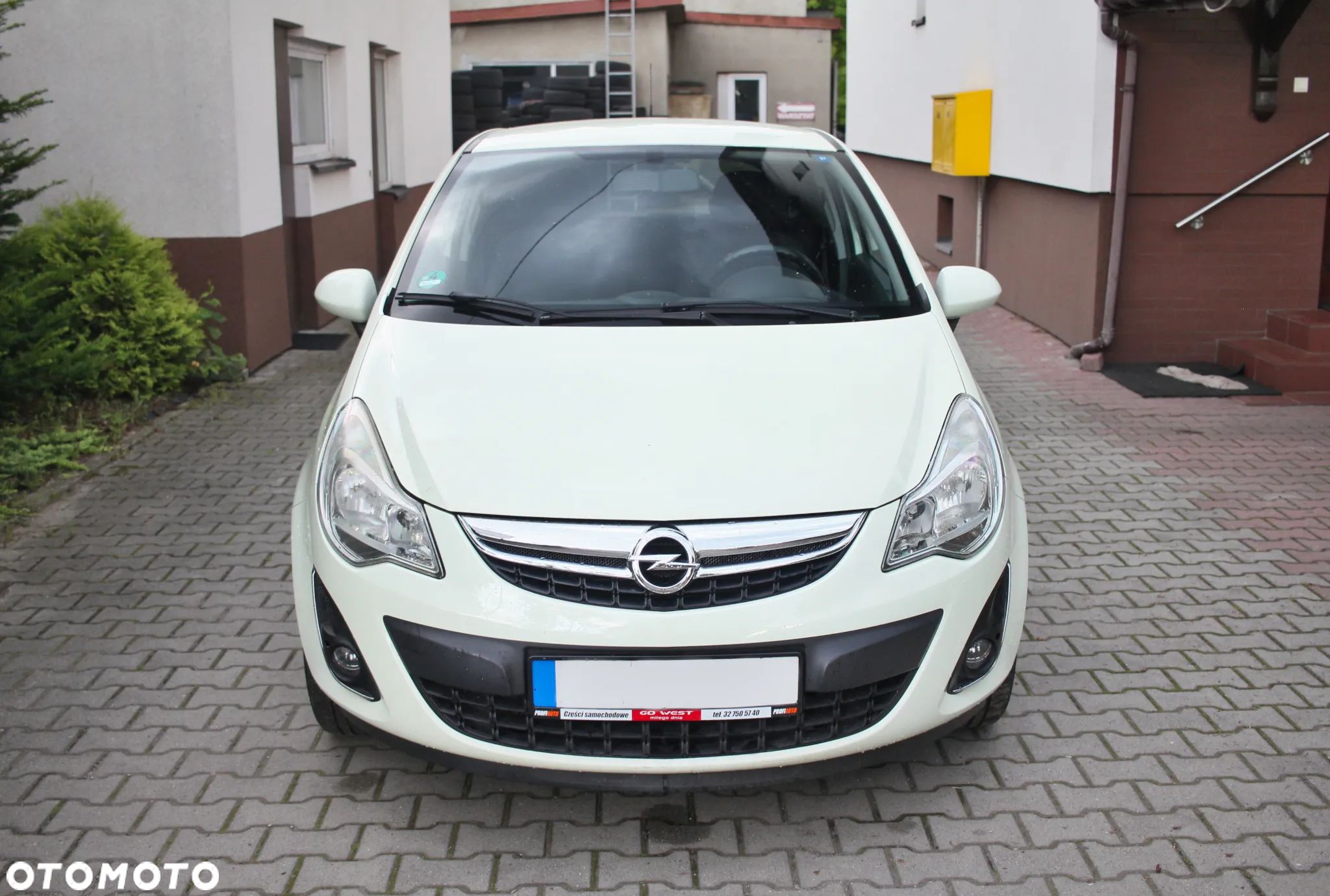 Opel Corsa - 1