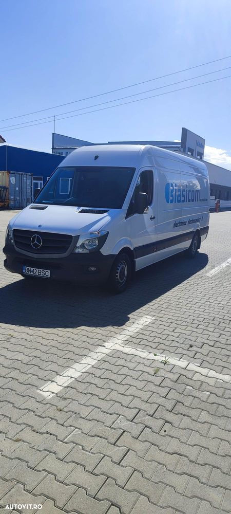 Mercedes-Benz Sprinter - 1
