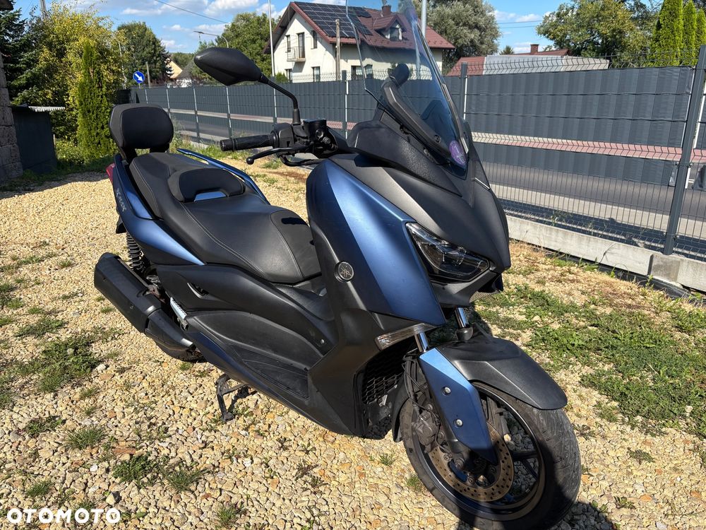 Yamaha X-max - 1