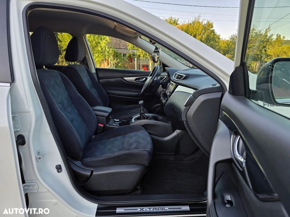 Nissan X-Trail 1.6 dCi ALL-MODE 4x4i Acenta - 25