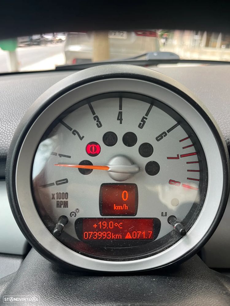 MINI 3 Portas One 1.4 - 19