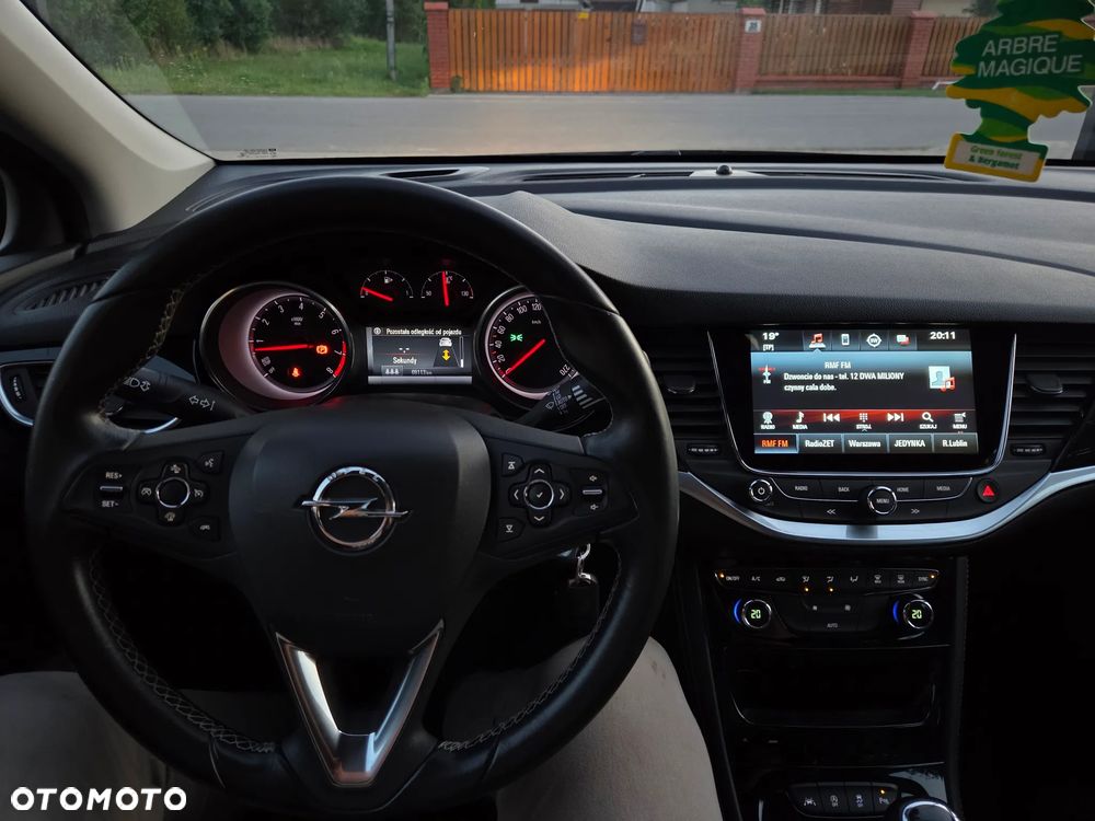 Opel Astra - 16