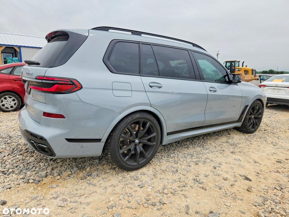 BMW X7 M60i xDrive - 3