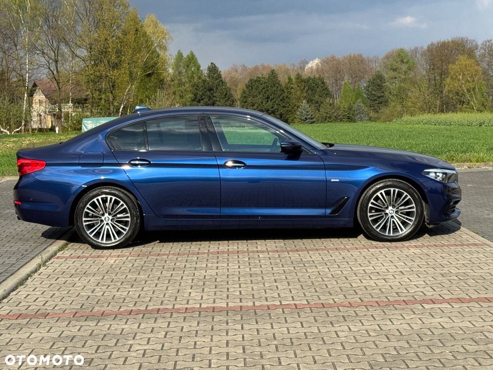 BMW Seria 5 520d xDrive Sport Line sport - 5