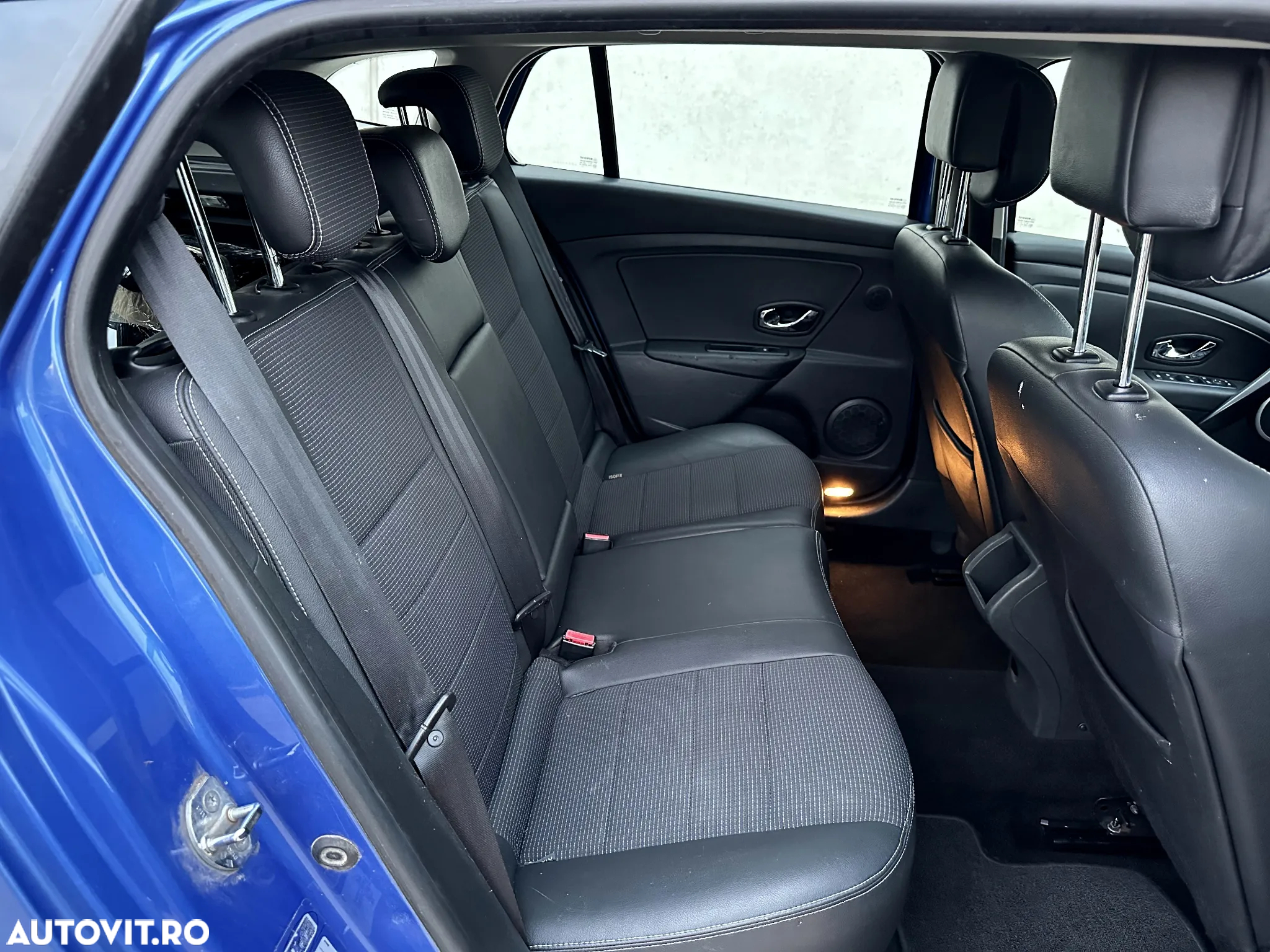 Renault Megane dCi 110 FAP EDC Dynamique - 11