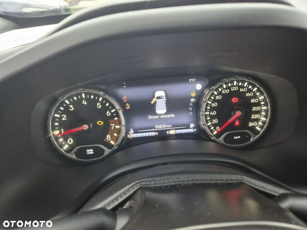 Jeep Renegade - 25