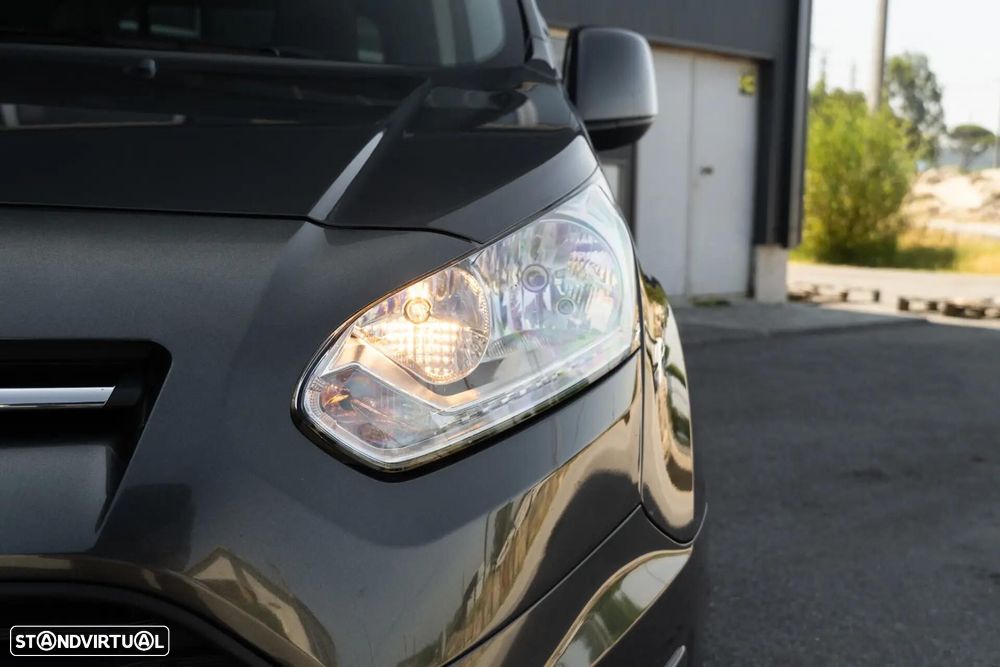 Ford Tourneo Connect 1.6 TDCi Titanium - 26