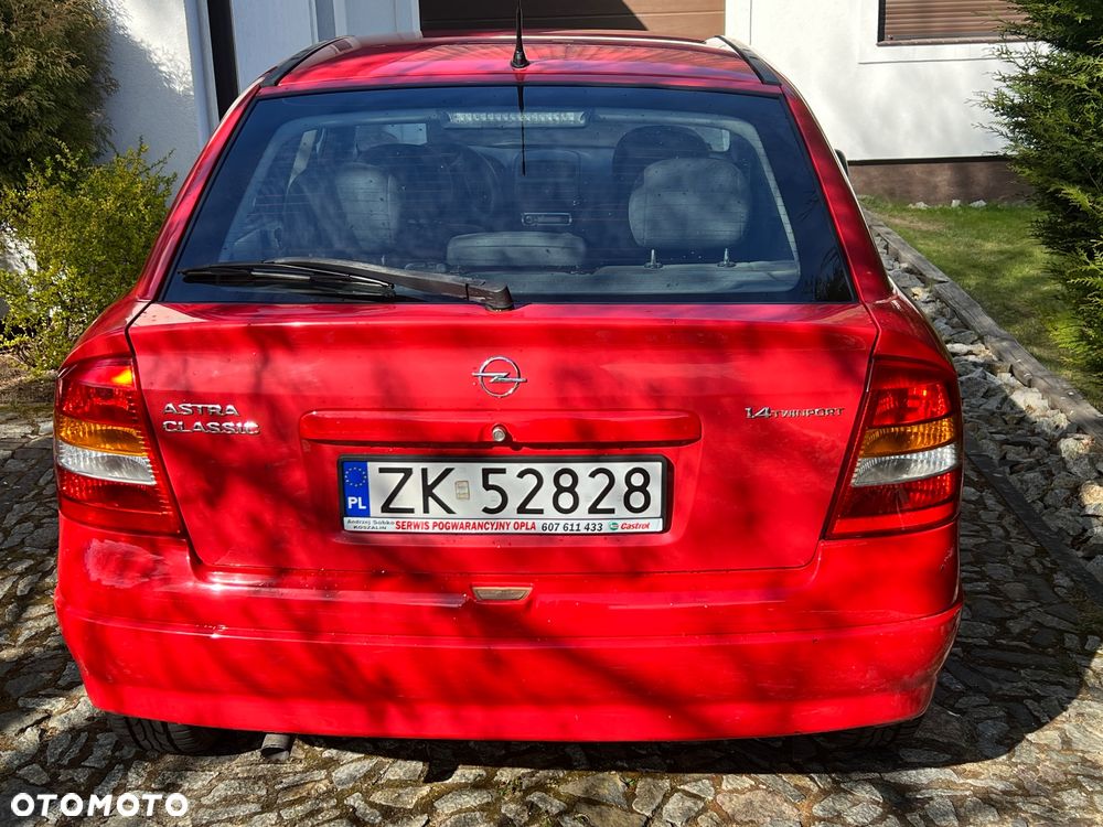 Opel Astra 1.4 Start - 4