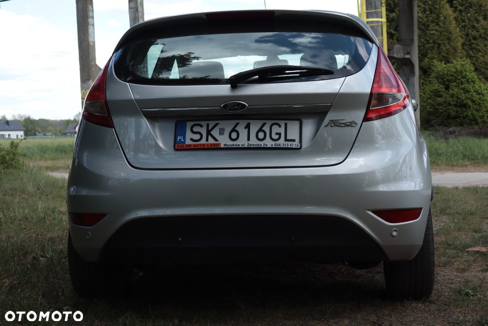 Ford Fiesta 1.25 Titanium EU5 - 3