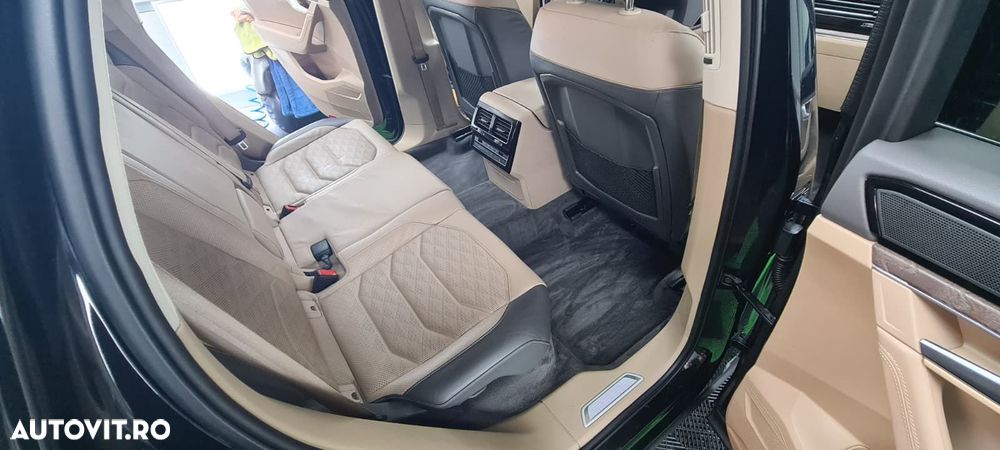 Volkswagen Touareg V6 TDI Elegance - 12