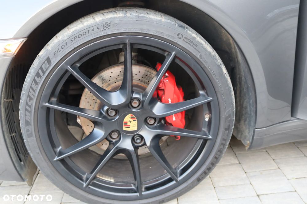 Porsche 911 Carrera PDK - 10