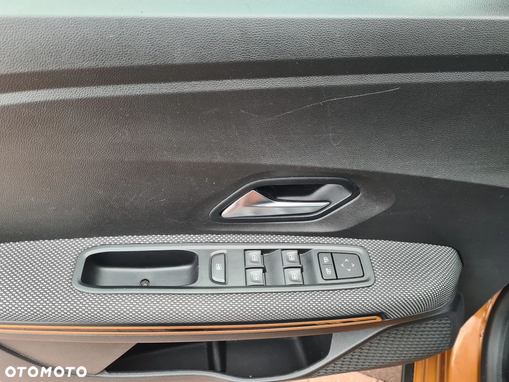 Dacia Sandero Stepway - 10
