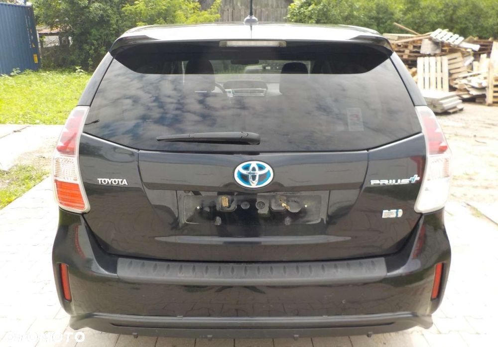 Toyota Prius+ - 10
