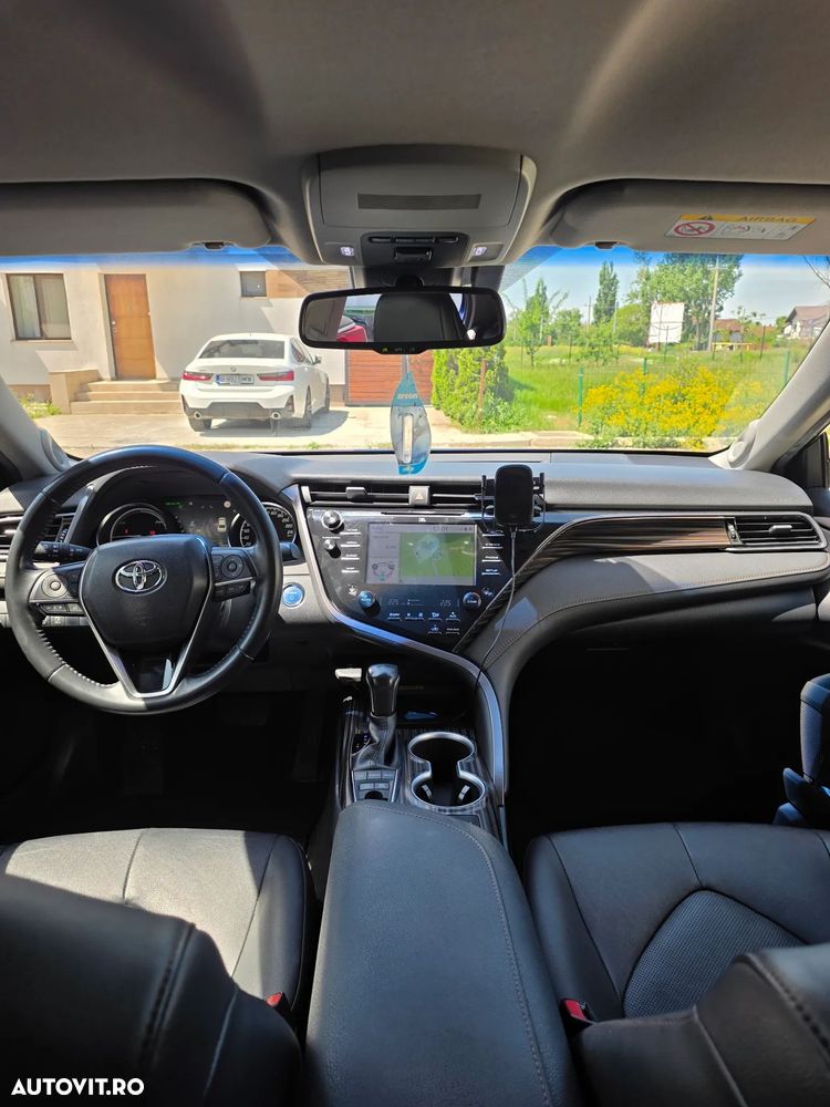 Toyota Camry 2.5 Exclusive - 17