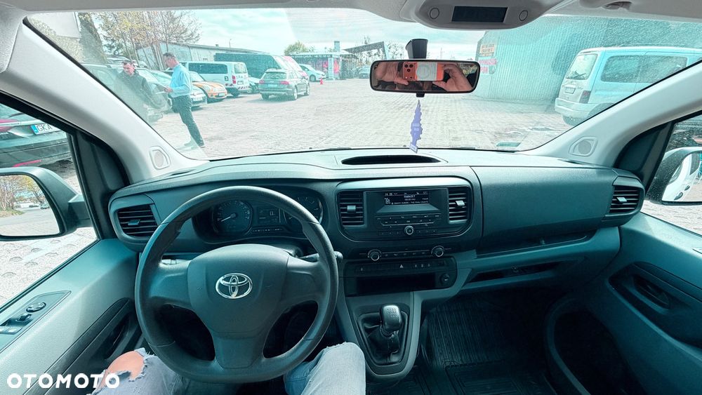 Toyota ProAce - 11
