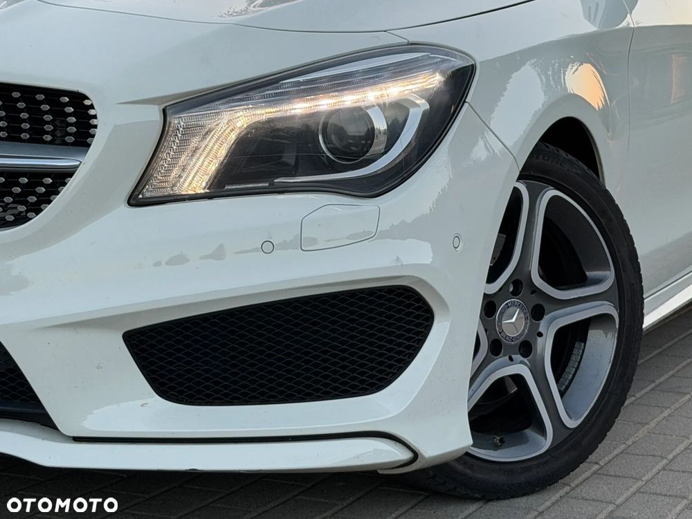 Mercedes-Benz CLA 200 d 4Matic 7G-DCT AMG Line - 29
