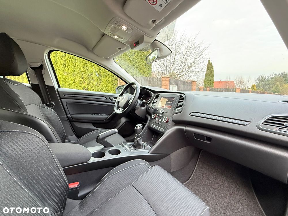 Renault Megane 1.5 dCi Zen - 28