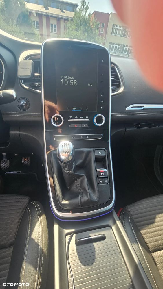 Renault Grand Scenic Gr 1.3 TCe Energy Bose - 10