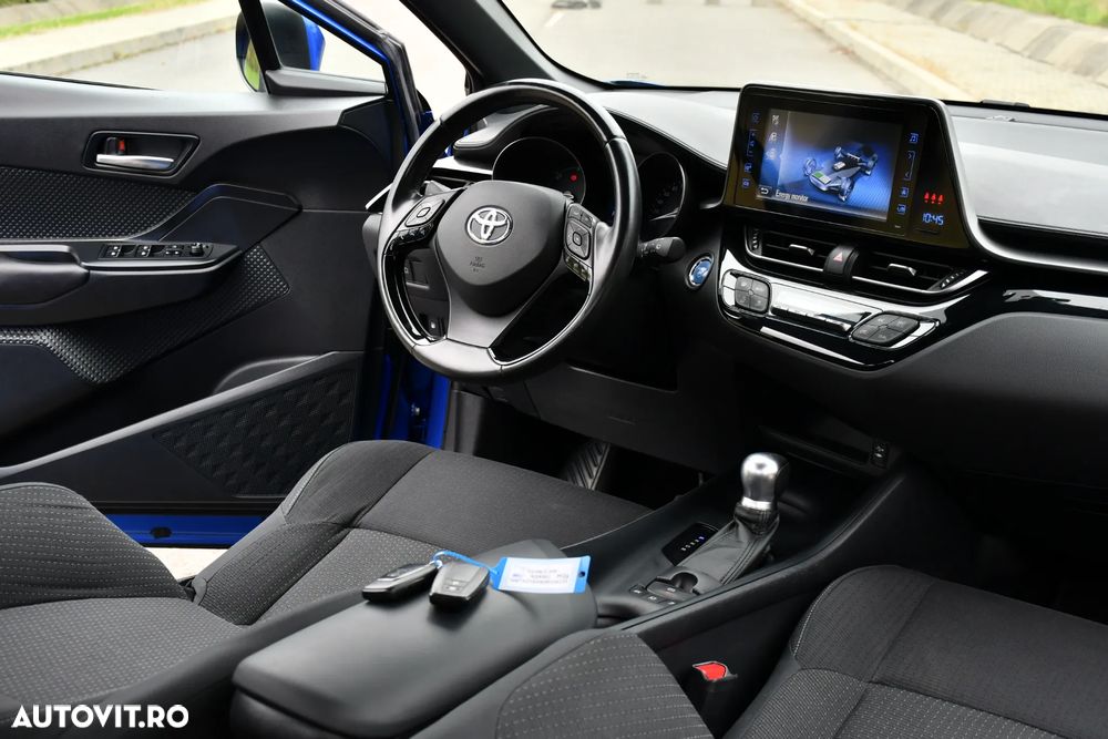 Toyota C-HR Hybrid Business-Edition - 19