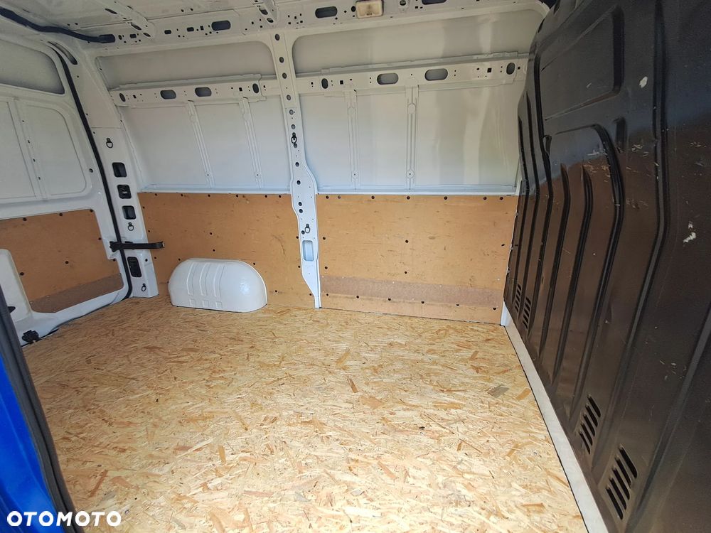 Opel Movano - 10